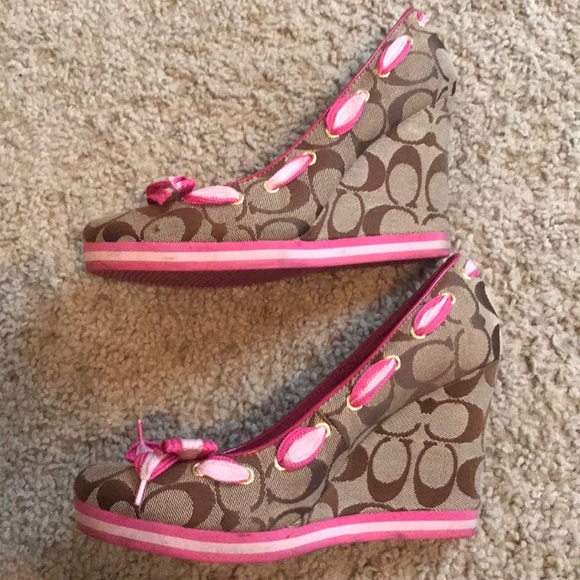 COACH Monogram Tena Khaki Pink Fuchsia Wedge heels - Picture 3 of 6
